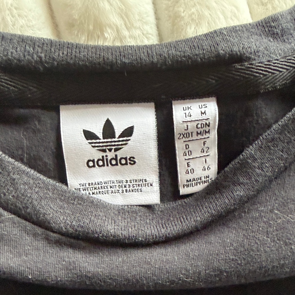 Adidas Tee in Black with White Trefoil - Picture 2 of 2